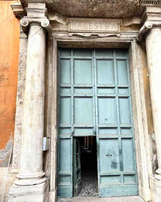 Aphrodite Apartment Piazza Venezia Rom Exterior foto
